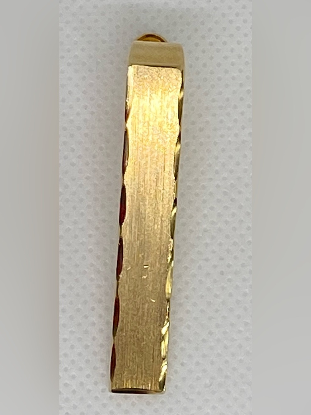 Vintage Men’s Gold Tone Brushed Finished Scalloped Edge Tie Clip Nonpresidental